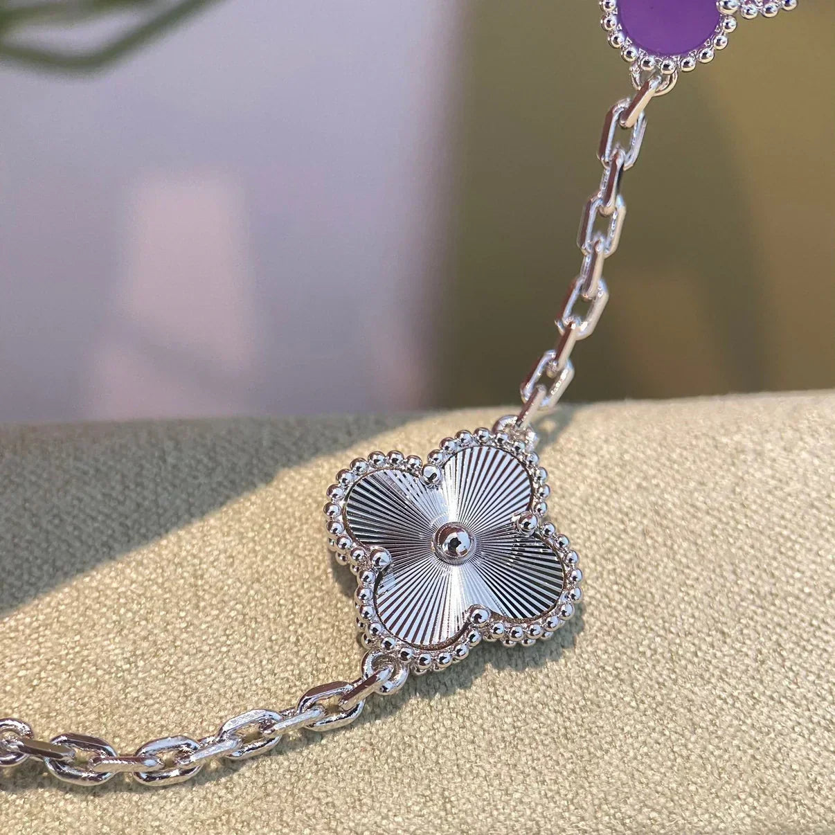 [Glimmer] CLOVER 5 MOTIF VIOLET ブレスレットコレクション
