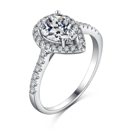 [Glimmer Jewelry]1.0カラット 豪華絢爛なウォータードロップ型ウェディングリング