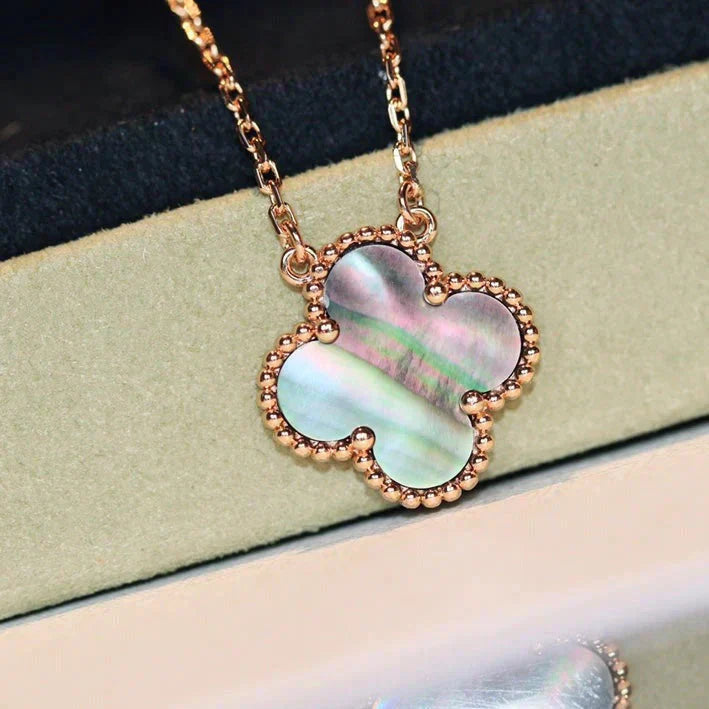 [Glimmer] CLOVER 15MM グレー マザーオブパール ネックレス