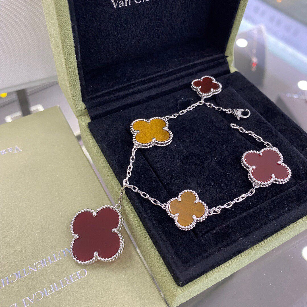 [Glimmer]CLOVER 5 MOTIFS SIVLER CARNELIAN TIGER EYE BRACELET