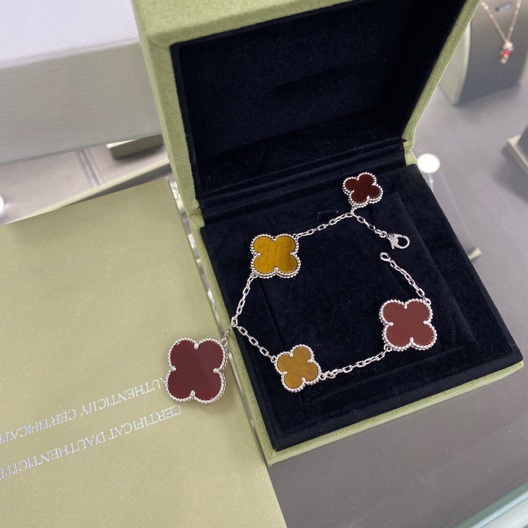 [Glimmer]CLOVER 5 MOTIFS SIVLER CARNELIAN TIGER EYE BRACELET
