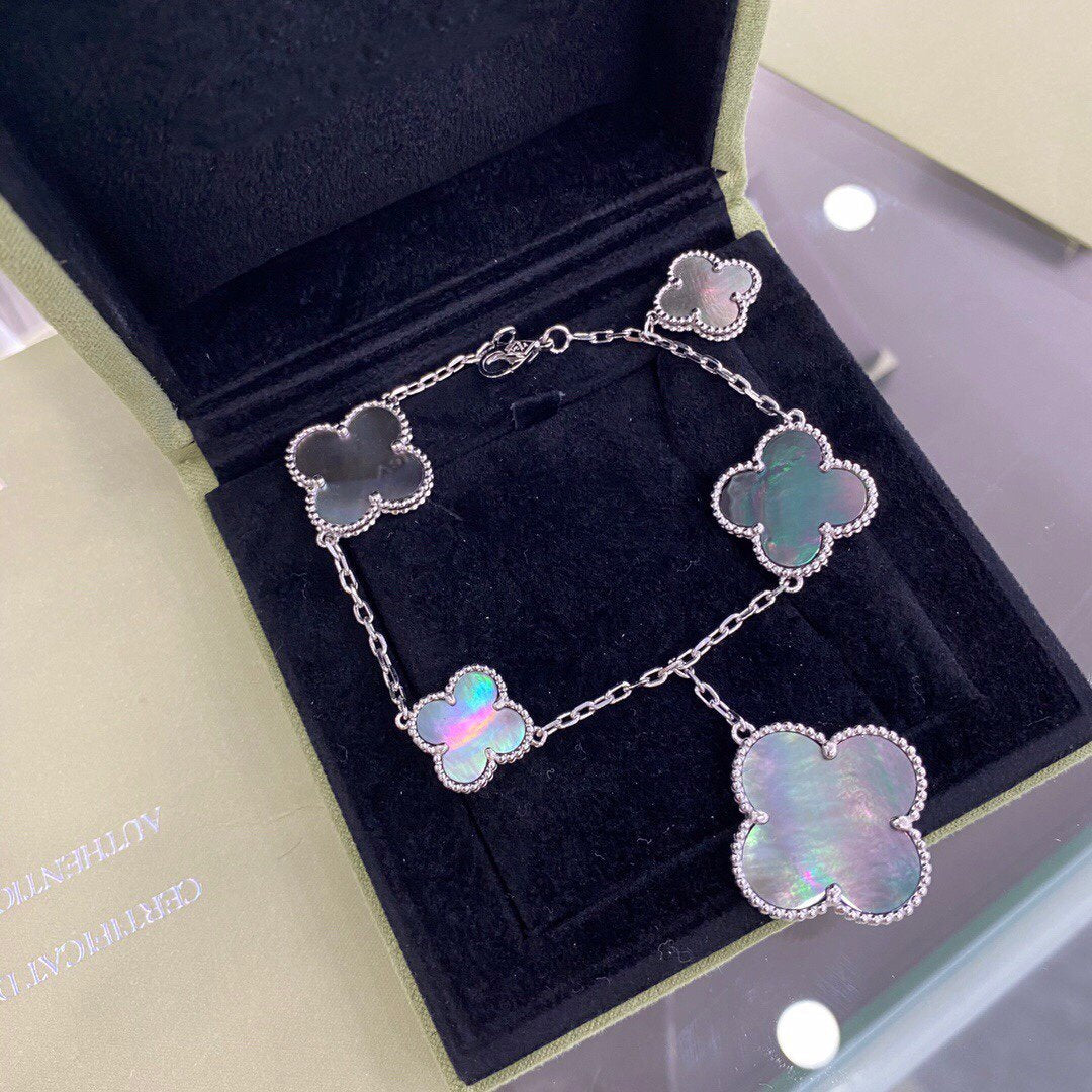[Glimmer]クローバー 5モチーフ シルバー ダークマザーオブパール ブレスレット