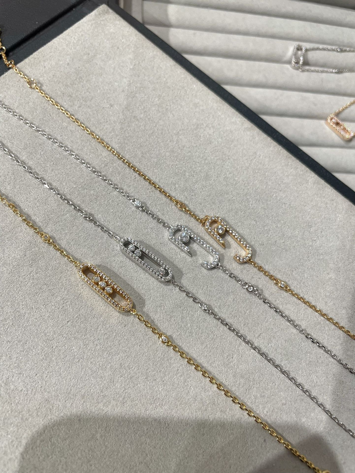 [Glimmer]BABY MOVE DIAMOND BRACELET