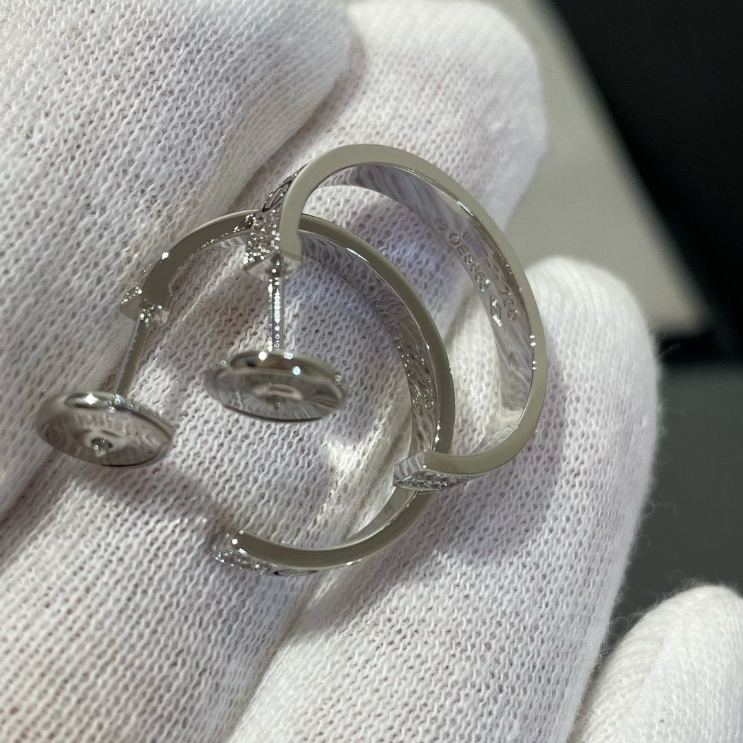[Glimmer]LOVE DIAMOND SILVER HOOP EARRINGS