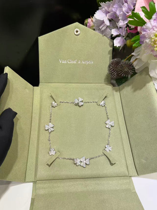 [Glimmer Jewelry]CLOVER 10 MOTIFS FULL DIAMOND NECKLACE