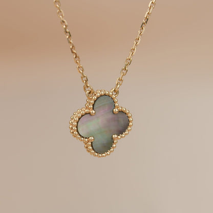 [Glimmer] CLOVER 15MM グレー マザーオブパール ネックレス