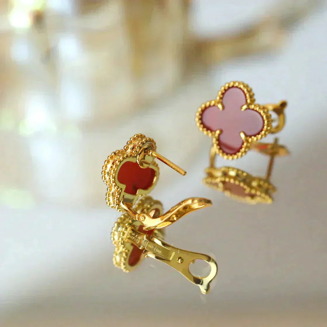 [Glimmer]CLOVER MEDIUM 1 MOTIFS CARNELIAN EARRINGS