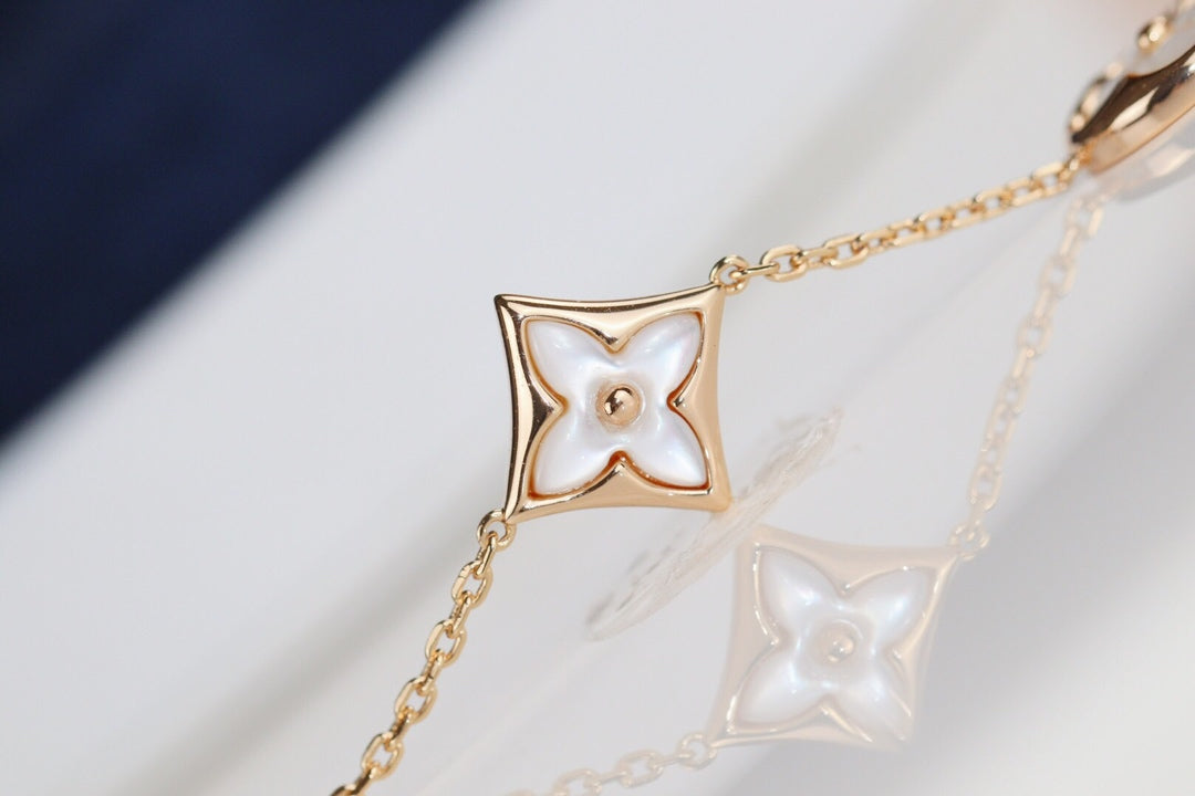 [Glimmer]LEAF CLOVER BRACELET