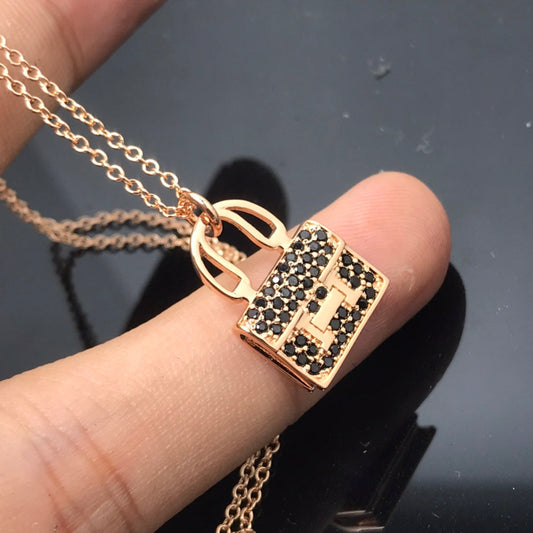 [Glimmer]HMネックレス入荷ブラックダイヤモンド