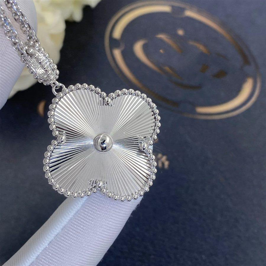 [Glimmer]CLOVER 25MM SILVER BIG CLOVER NECKLACE