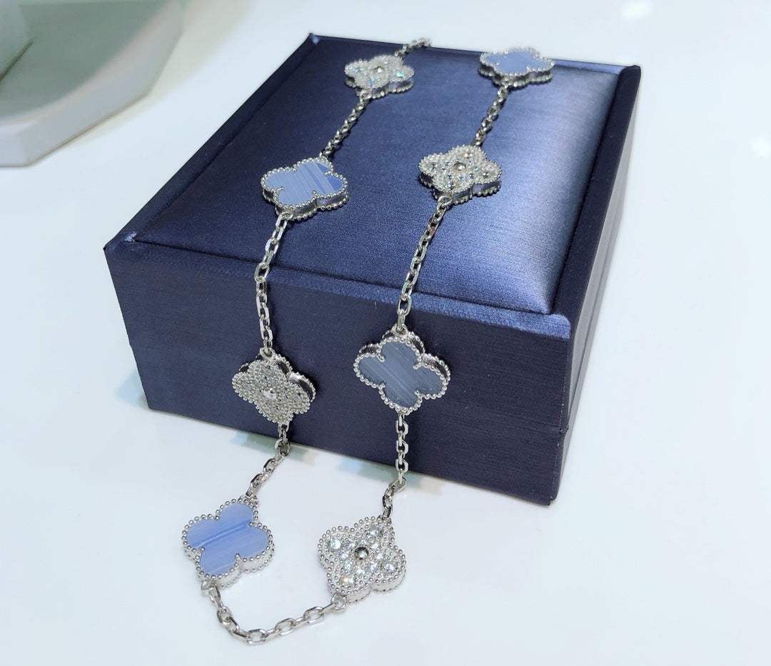 [Glimmer]CLOVER 10 MOTIFS CHALCEDONY DIAMONDS SILVER NECKLACE